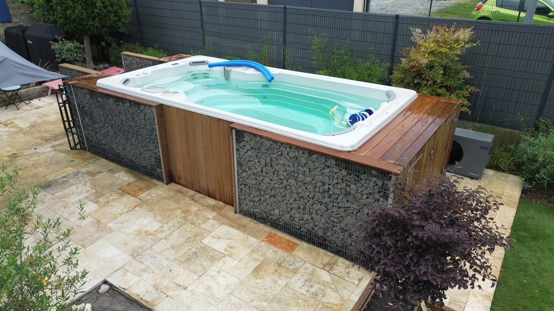 Aménagement contour de piscine — Main Verte